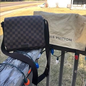 Authentic LOUIS VUITTON District PM Damier Ebene